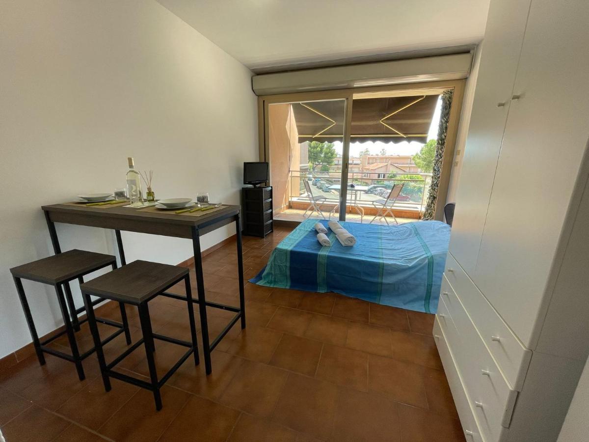 Suite Mono Orchidea - Box Auto & Terrazzo Sanremo Eksteriør billede